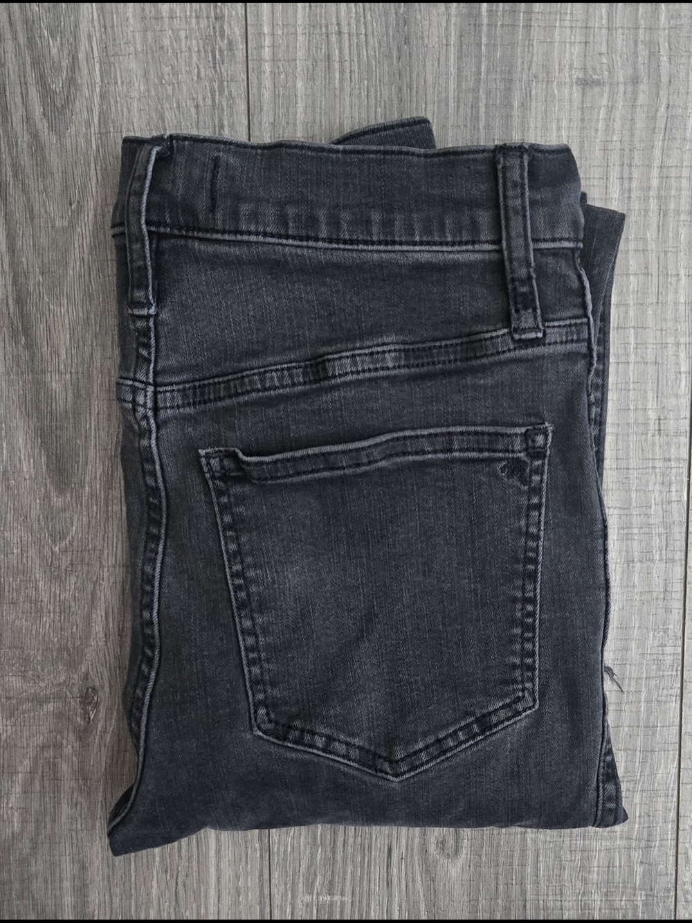 Madewell Black High-Rise Skinny Jeans with Raw Hem - Picture 2 of 8